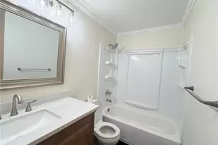 4316 W Lake Sammamish Pkwy SE, Issaquah, WA 98027 - Photo 18