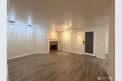 4316 W Lake Sammamish Parkway SE #H104, Issaquah, WA 98027 - Photo 4