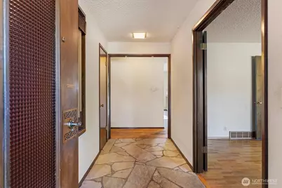 18111 SE 147th Street, Renton, WA 98059 - Photo 6