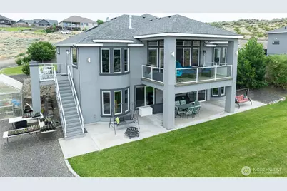 5880 W 58th Avenue, West Richland, WA 99353 - Photo 1