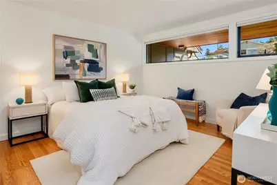 3350 58th Avenue SW, Seattle, WA 98116 - Photo 22