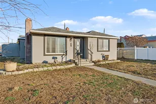 160 G St NE, Ephrata, WA 98823 - Photo 2