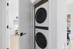 2016 Fairview Ave E, Seattle, WA 98102 - Photo 22