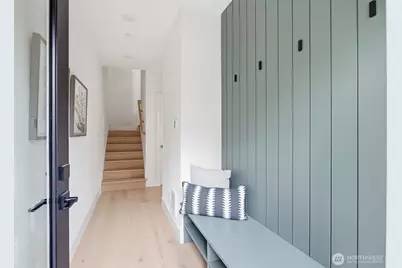 2016 Fairview Avenue E #D, Seattle, WA 98102 - Photo 4