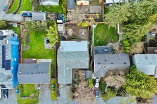 9240 Sand Point Way NE, Seattle, WA 98115 - Photo 40