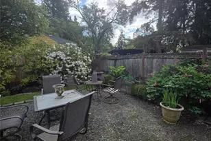 9240 Sand Point Way NE, Seattle, WA 98115 - Photo 36