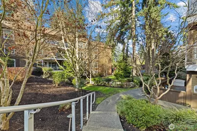 22910 90th Avenue W #E205, Edmonds, WA 98026 - Photo 32