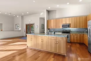 22910 90th Ave W, Edmonds, WA 98026 - Photo 38