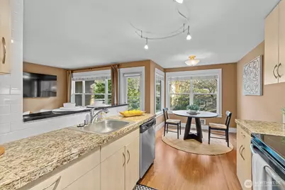 22910 90th Avenue W #E205, Edmonds, WA 98026 - Photo 12