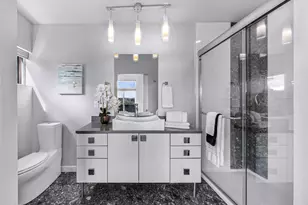 2661 NW 64th St, Seattle, WA 98107 - Photo 10