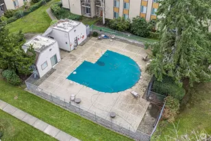 14630 NE 32nd St, Bellevue, WA 98007 - Photo 12