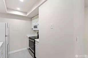 14630 NE 32nd St, Bellevue, WA 98007 - Photo 8