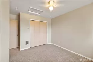 209 S Cedar St, Buckley, WA 98321 - Photo 16