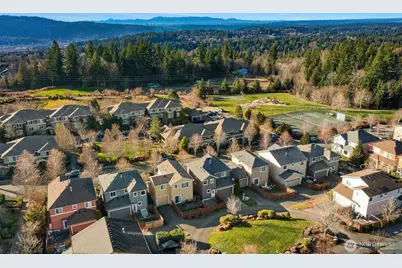 1918 24th Avenue NE, Issaquah, WA 98029 - Photo 32