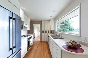 17020 16th Ave SW, Normandy Park, WA 98166 - Photo 6