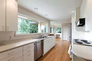 17020 16th Ave SW, Normandy Park, WA 98166 - Photo 8