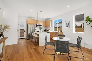 8018 24th Ave NW, Seattle, WA 98117 - Photo 10