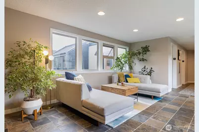 275 W Roy Street #109, Seattle, WA 98119 - Photo 26