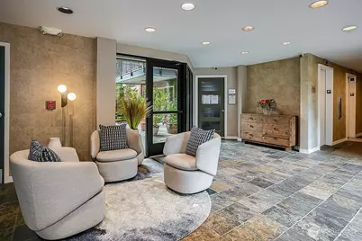 275 W Roy Street #109, Seattle, WA 98119 - Photo 22