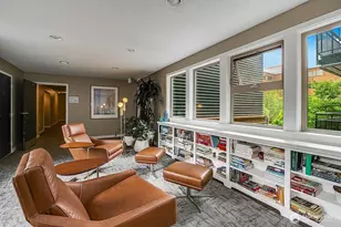 275 W Roy St, Seattle, WA 98119 - Photo 24