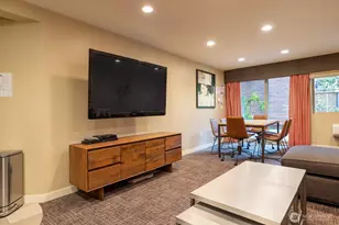 275 W Roy St, Seattle, WA 98119 - Photo 28