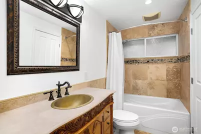 654 154th Avenue NE, Bellevue, WA 98007 - Photo 18