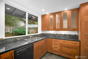 654 154th Ave NE, Bellevue, WA 98007 - Photo 12