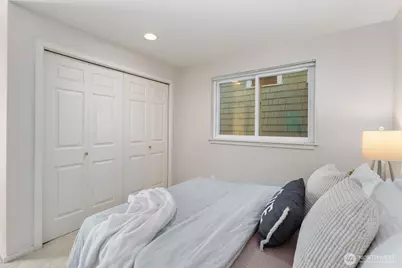 5121 27th Avenue NE, Seattle, WA 98105 - Photo 6