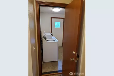 606 8th Street NW, Puyallup, WA 98371 - Photo 16