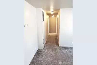 606 8th Street NW, Puyallup, WA 98371 - Photo 10