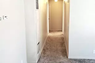 606 8th St NW, Puyallup, WA 98371 - Photo 10