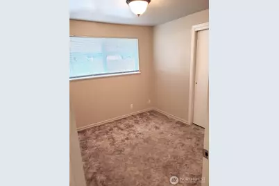 606 8th Street NW, Puyallup, WA 98371 - Photo 14