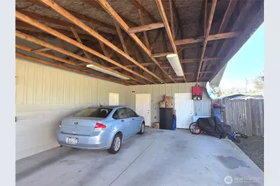 606 8th Street NW, Puyallup, WA 98371 - Photo 6