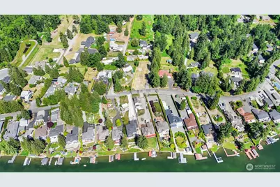 7013 Vandermark Road E, Bonney Lake, WA 98391 - Photo 4