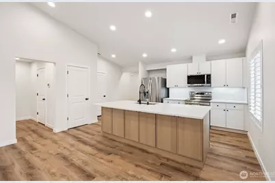 401 Pershing Avenue, Carbonado, WA 98323 - Photo 8