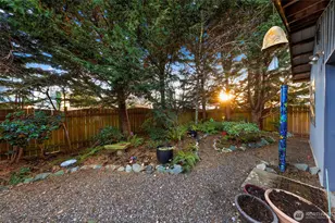 1435 Fruitland Dr, Bellingham, WA 98226 - Photo 34