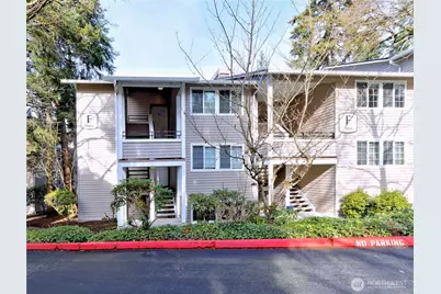 10016 NE 120th Lane #F-101, Kirkland, WA 98034 - Photo 2