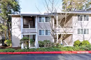 10016 NE 120th Ln, Kirkland, WA 98034 - Photo 2