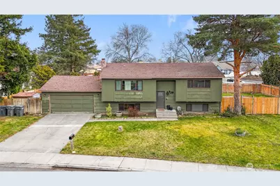 520 N Conway Place, Kennewick, WA 99336 - Photo 1