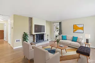 4721 26th Ave SW, Seattle, WA 98106 - Photo 2