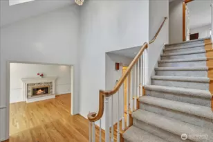 7929 Cyrus Pl, Edmonds, WA 98026 - Photo 2