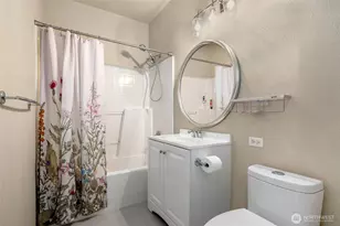 13000 Admiralty Way, Everett, WA 98204 - Photo 14