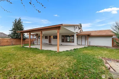 32 Furney Street, Wenatchee, WA 98801 - Photo 2