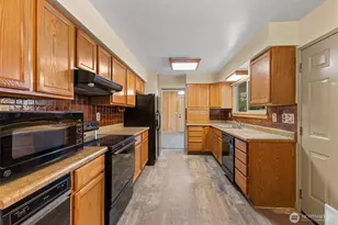 32 Furney St, Wenatchee, WA 98801 - Photo 8