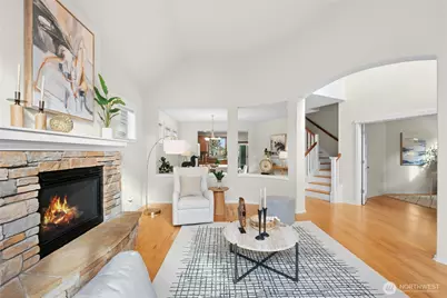 2870 NE Logan Street, Issaquah, WA 98029 - Photo 2