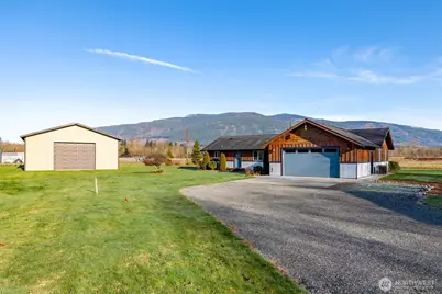965 N Fruitdale Road, Sedro Woolley, WA 98284 - Photo 1
