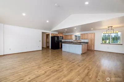 965 N Fruitdale Road, Sedro Woolley, WA 98284 - Photo 6