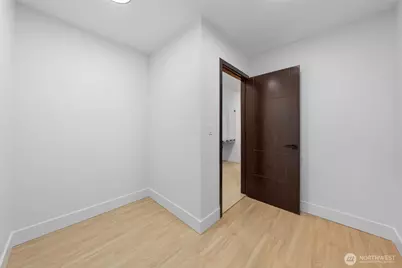 7907 240th Street SW, Edmonds, WA 98026 - Photo 32