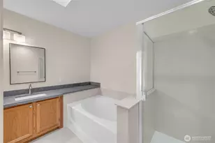 16704 Cobblestone Dr, Lynnwood, WA 98037 - Photo 22