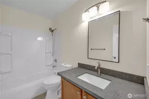 16704 Cobblestone Dr, Lynnwood, WA 98037 - Photo 28